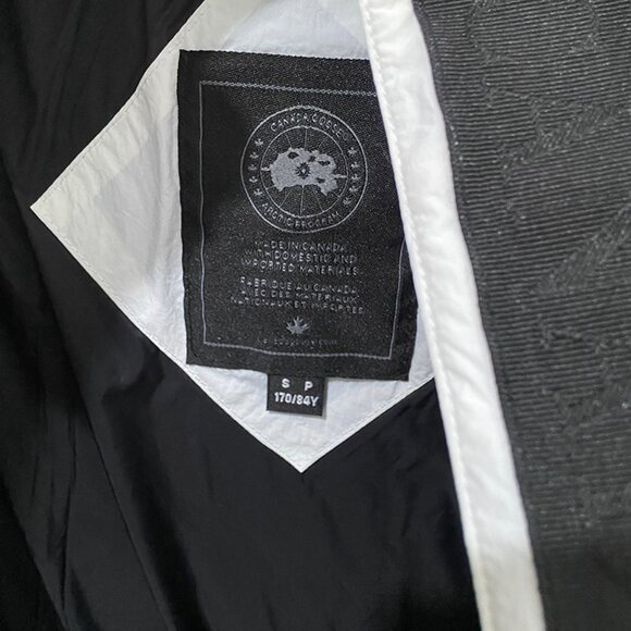 Canada Goose White Hooded Down Jacket - Picture 8 of 10